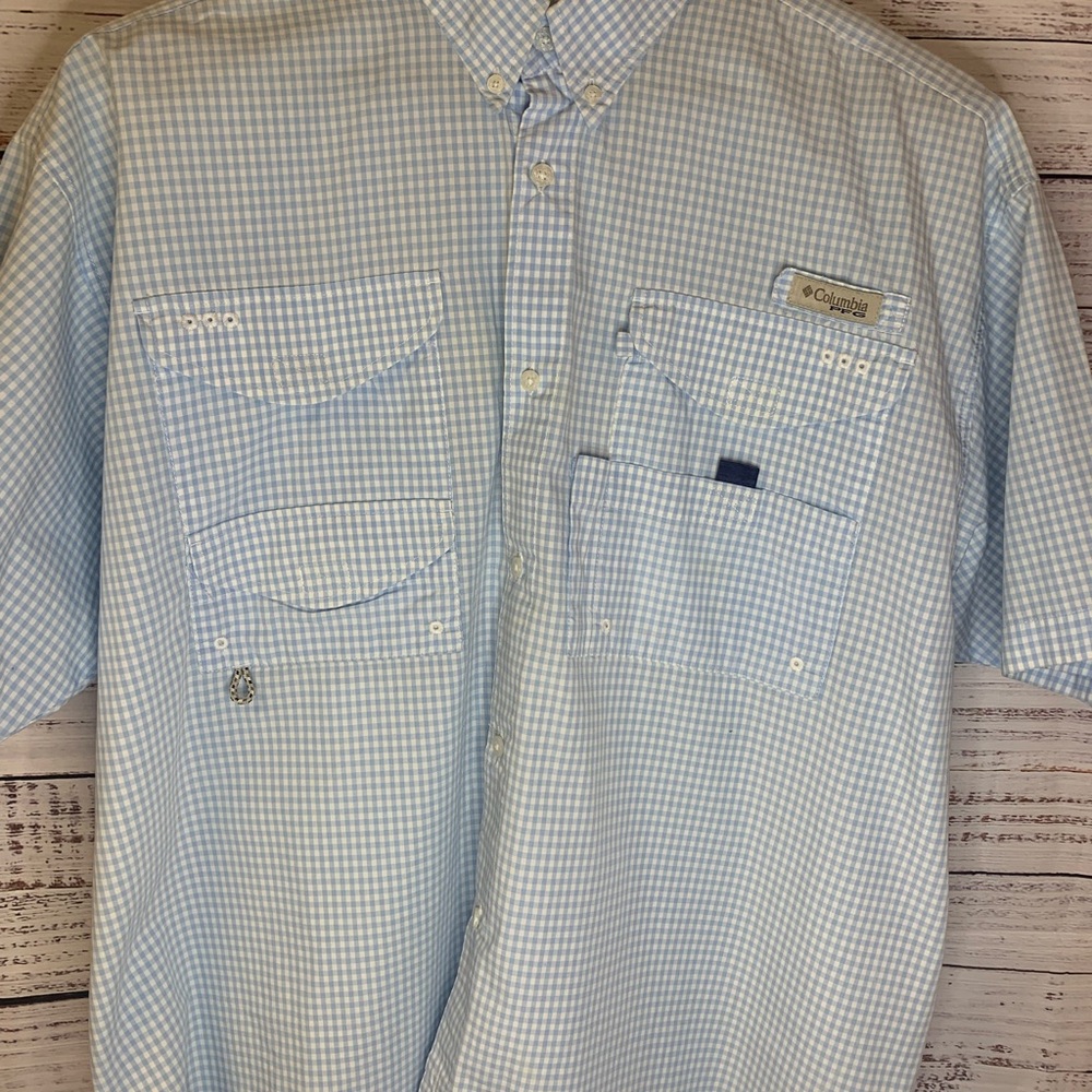 Men’s Colombia Size XL Short Sleeve  Fishing Shirt